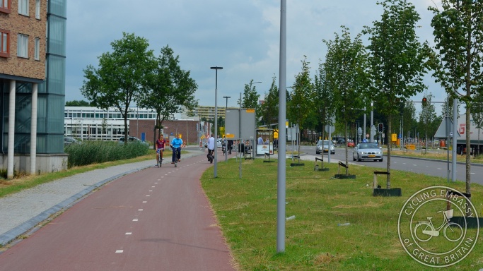 Bi-directional cycleway Assen NL